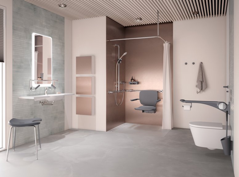 Barrièrevrije zorgbadkamer met wastafel, douche en toilet